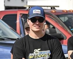Brayden Schwartz 