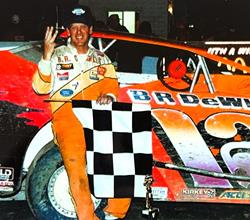 32-LAP $4,012 TO WIN MODIFIED FEATURE HONORING JUMPIN’ JACK JOHNS