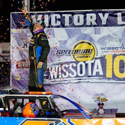 Shane Sabraski's patience earns him the WISSOTA 100 Super Stock t
