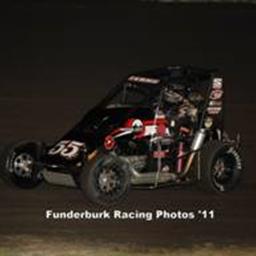 Taylor Ferns Closes Out USAC Mopar D1 Midget Series Season at Toledo Chasing Title