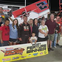 Gastineau unstoppable at Thunderbird Speedway