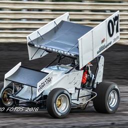 Michael Bookout Competes in the 360 Nationals at the &quot;Sprint Car Capital of the World&quot; at Knoxville Raceway