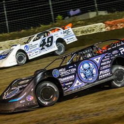 Davenport Edges Bloomquist in a Photo Finish