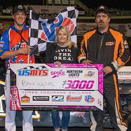 Waits returns to USMTS winners circle at Mississippi Thunder Speedway