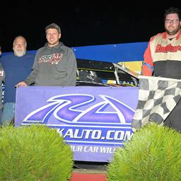 Mike Mueller OWNS Granite City Speedway With Yet Another Win