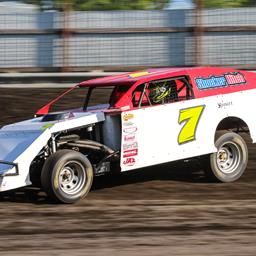 Borgen races to modified win at Buffalo River Race Park