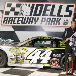 LICHTFELD WINS THRILLER IN UMA PRO LATE MODELS