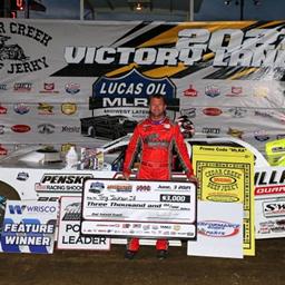 Tony Jackon Jr. Tops Lucas Oil MLRA Field at Maquoketa