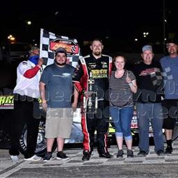 Nick O&#39;Neil cruises to Modified win at Tucson Speedway