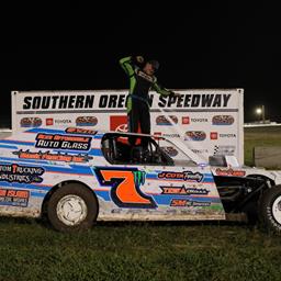 Killingsworth Stuns in Modified Debut at Southern Oregon Opener