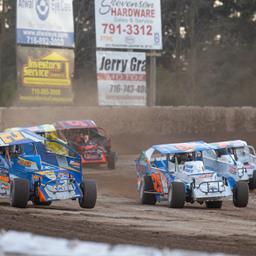 Tight points battles, local stars lead Super DIRTcar Series back to Ransomville Speedway