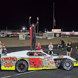 Nick O&#39;Neil earns seventh victory of 2025 at Tucson Speedway