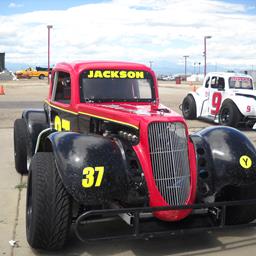 Jackson gets wrecked in the Nationals A Main event