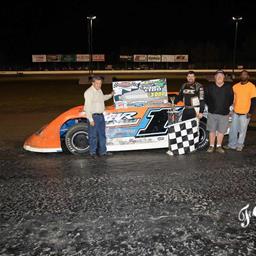 Hickman Wins in Crate Late Model at Magnolia