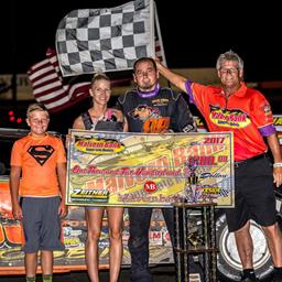 Sobbing, Davis score at Lakeside Speedway