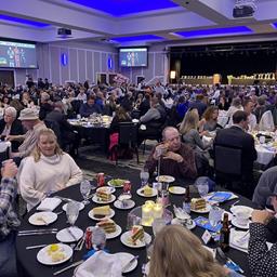 Champions Crowned at 2024 Knoxville Raceway Banquet Presented by Your Life Iowa!