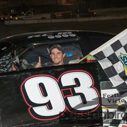 Christian Returns to the Speedbowl to Grab Granite State Win