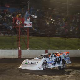 Davenport Strikes at 300 Raceway