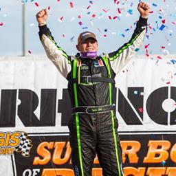 Tyler Erb triumphs in Lucas Oil Late Model opener