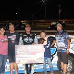 Smith family closes out Sooner season with victory and series championship