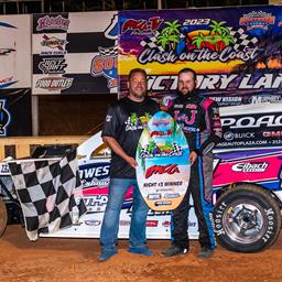 Becerra masters Southern traffic for second IMCA Clash on the Coast win