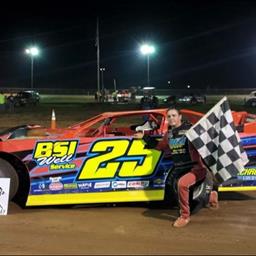 Mike Benedum Wins at Ohio Valley Speedway