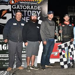 Eugene Norton and William Aldred split wins in the Twin Limited Late Model Races