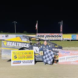 Billy Dunn Takes Checkers in Can-Am’s 900th Modified Feature