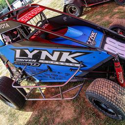 Setser Back On Track With Xtreme Outlaw Midgets