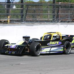 Noah Ratcliff Aiming to Climb Oswego Speedway&#39;s Small Block Super Championship Ladder in 2023; Select 350 Super Starts Also On Tap