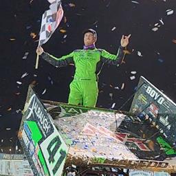 Carson Macedo returns to Fremont Speedway and takes World of Outlaws win