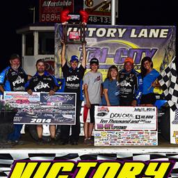 O’Neal Wins Terrific Battle at the Beach at Tri-City Speedway Friday Night