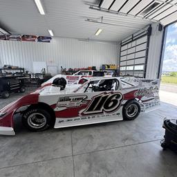 (2025 Racing Season Photo)