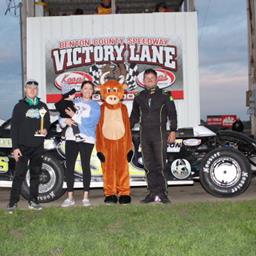 Emerson escapes, Cordes stays hot at the Bullring