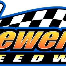 Brewerton Speedway team puts Hurricane Harvey on hold to shift focus to Outlaw 200 and Super DIRT Week efforts