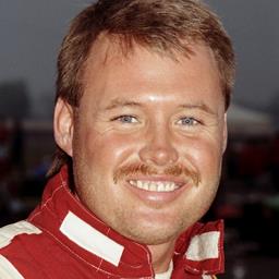 Tony Elliott, 54, Dies in Plane Crash