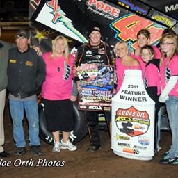 Jason Johnson is joined in Lucas Oil ASCS presented by K&amp;amp;N Filters victory lane by Forrest Lucas (left), Jack Hockett (second from left) and a host of Hockett and McMillin family members after winning Saturday night&amp;#39;s 30-lap Jesse Hockett / Daniel McMillin Memorial feature event at Lucas Oil Speedway in Wheatland, MO. (Joe Orth photo)