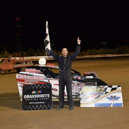 Barker Teleports To Dominate Win In Modified LitesÂ !!