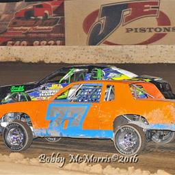 Baldiviez wins thrilling race at Cocopah Speedway