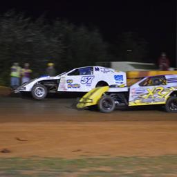 Sunset Speedway Parks Hosts Great Night Of Racing; Crowns 2014 Champions