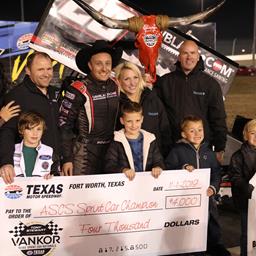 Scott Bogucki Wins A Wild One At The VANKOR Texas Sprint Car Nationals