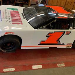 Hallstrom Stepping Up to Race Super Late Models During 2019 Season