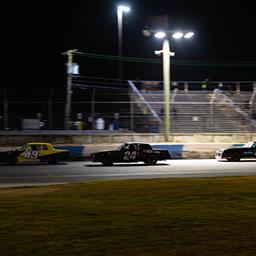 RHEAUME HOLDS OFF CHALLENGES TO WIN IN SWAN SONG; UHRIG SCORES FIRST SPEEDBOWL WIN