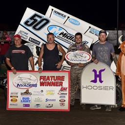 Paul Nienhiser Sweeps Sprint Invaders at the Benton County Speedway Bullring!