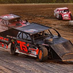 Oakshade Raceway (Wauseon, OH) – Summit Modified Nationals – Birthday Race – July 12th, 2025. (Tyler Carr Photo)