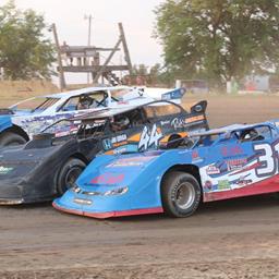 Shipley attends local show at Oakshade Raceway