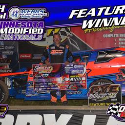 Sabraski Stays Hot - Sweeps Mods and Supers to Open Minnesota Modified Nationals weekend