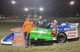 Garrett Alberson double dips in weekly events at Farmer City and Fairbury