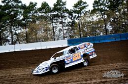 Sanders nabs pair of top-10 finishes in Northern Lights Modified Series opener