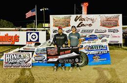 Rodney Sanders scores MOD WAR 100 prelim victory